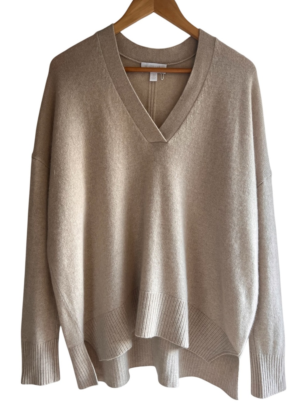White Label 100% Cashmere v-neck oversized sweater size L excellent condition
